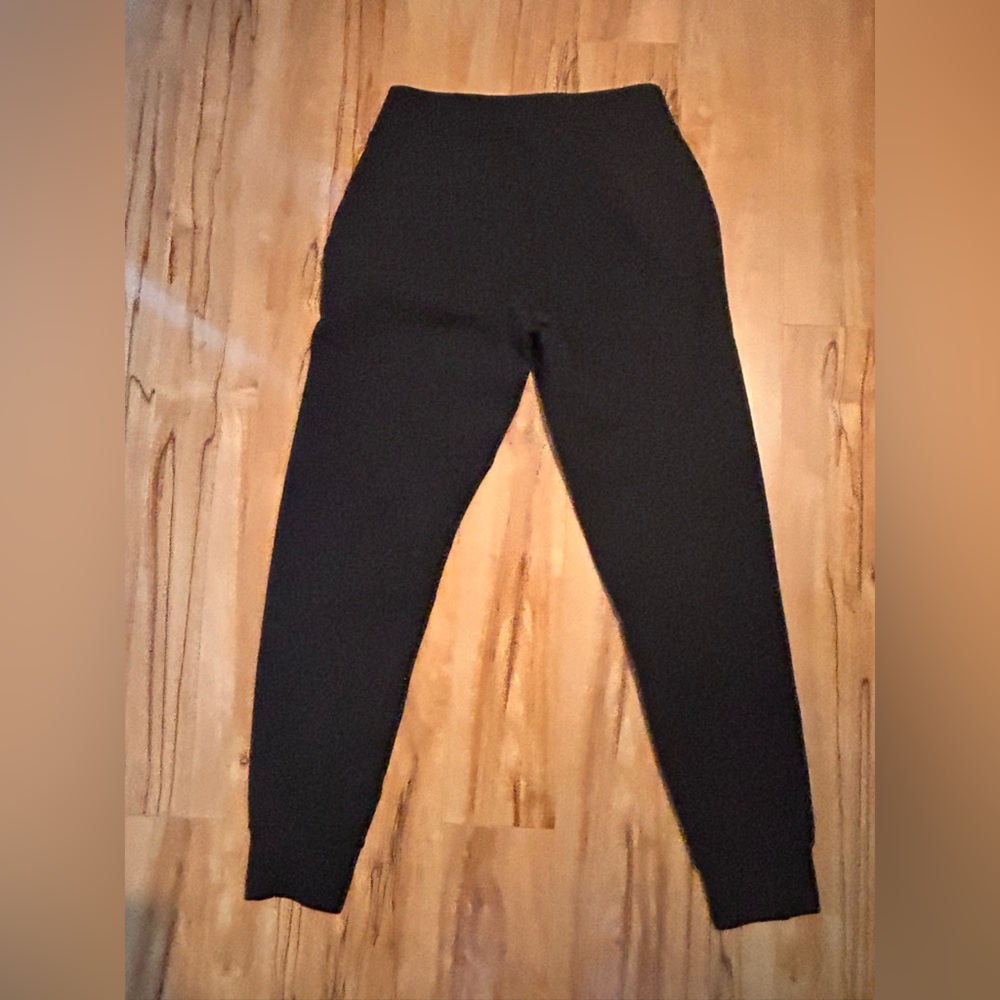 Lululemon Joggers Women’s size 8